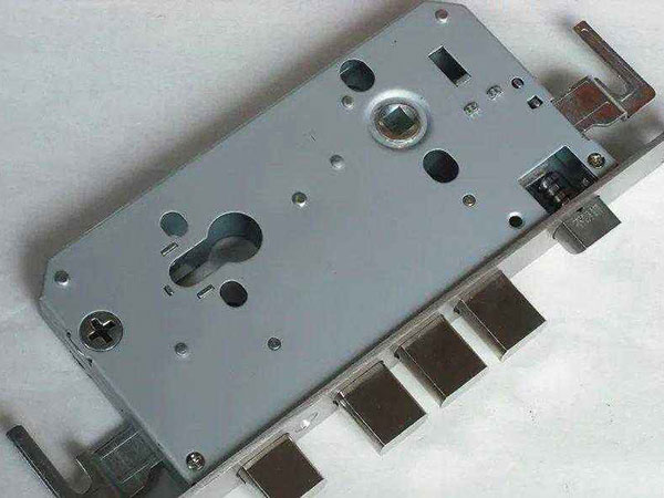 平塘24小时上门开锁公司